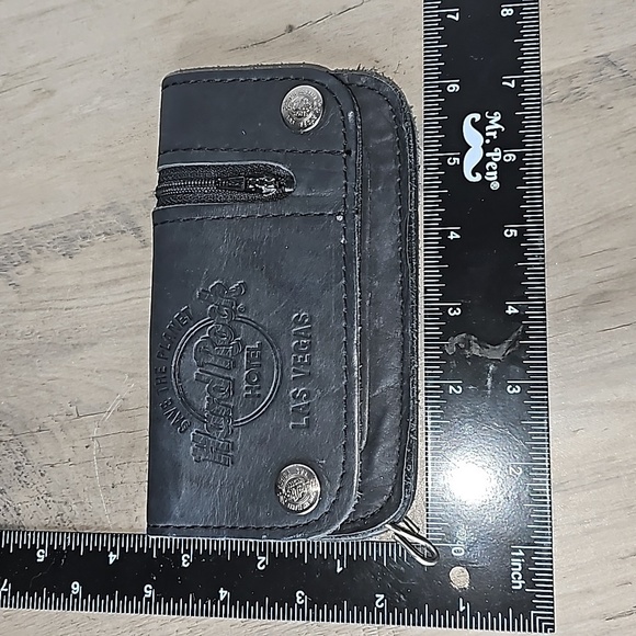Vintage Hard Rock Las Vegas Wallet - Picture 7 of 8